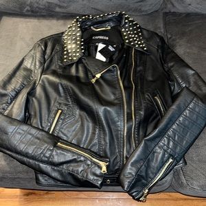 Light weight cropped bomber jacket, leather like material. Gold stud collar